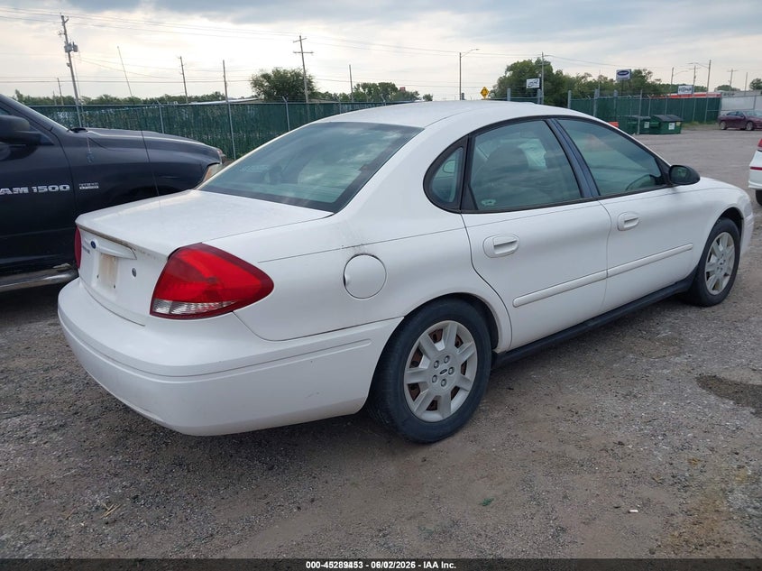2006 FORD TAURUS auction photo 4