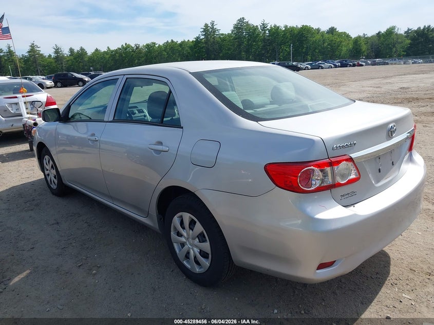 Vin: 2t1bu4eexcc759144, lot: 45787292, toyota corolla l 20123