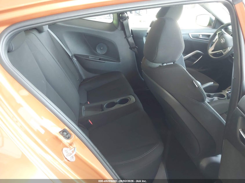 2016 Hyundai Veloster VIN: KMHTC6AD7GU280880 Lot: 45289468