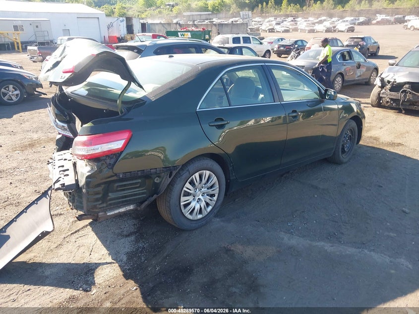 Vin: 4t1bf3ek8au558946, lot: 45787406, toyota camry le 20104