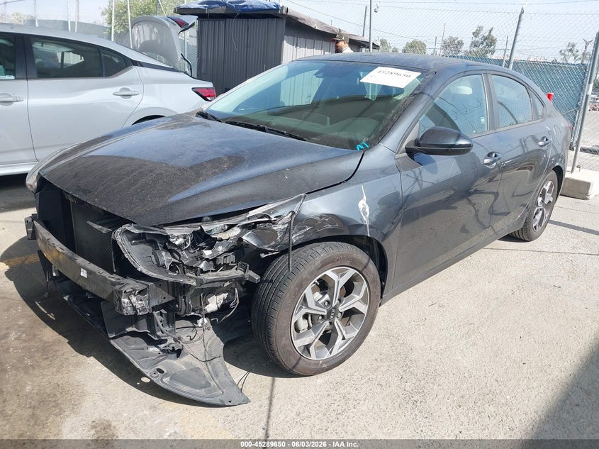 Vin: 3kpf24adxke137857, lot: 45787486, kia forte lxs 20192
