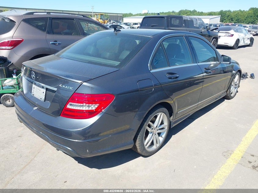 Vin: wddgf8ab4dr288561, lot: 45787492, mercedes-benz c 300 sport 4matic 20134