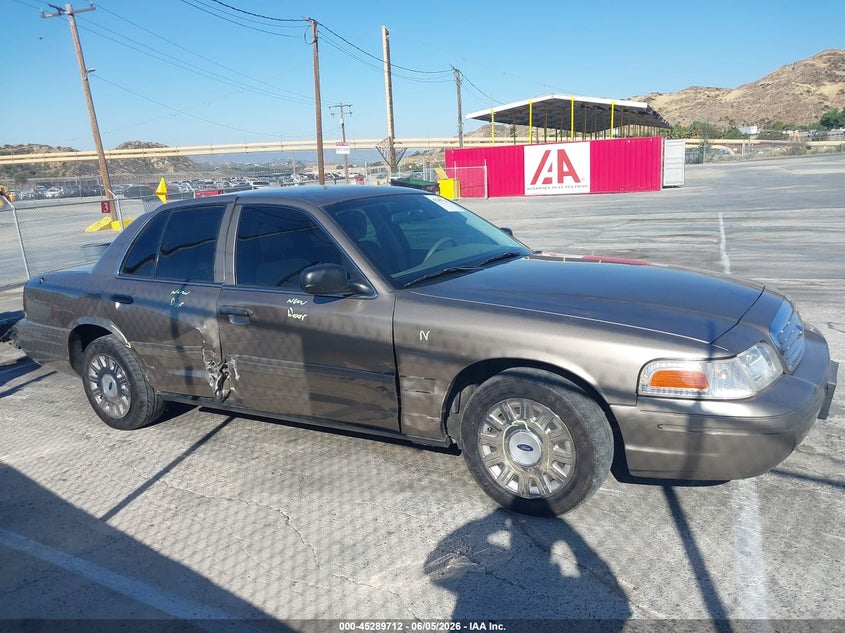 2005 Ford Crown Victoria Standard VIN: 2FAFP73WX5X130557 Lot: 45289712