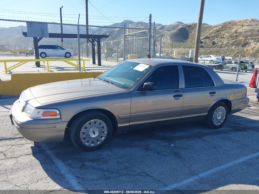 2005 Ford Crown Victoria Standard VIN: 2FAFP73WX5X130557 Lot: 45289712