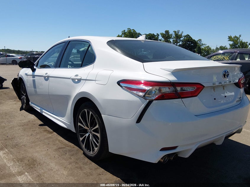 Vin: 4t1j31ak2lu521439, lot: 45787559, toyota camry hybrid se 20203