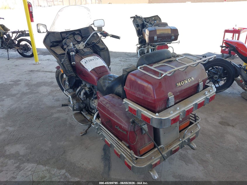 1982 Honda Gl1100 A VIN: 1HFSC0229CA235953 Lot: 45289795