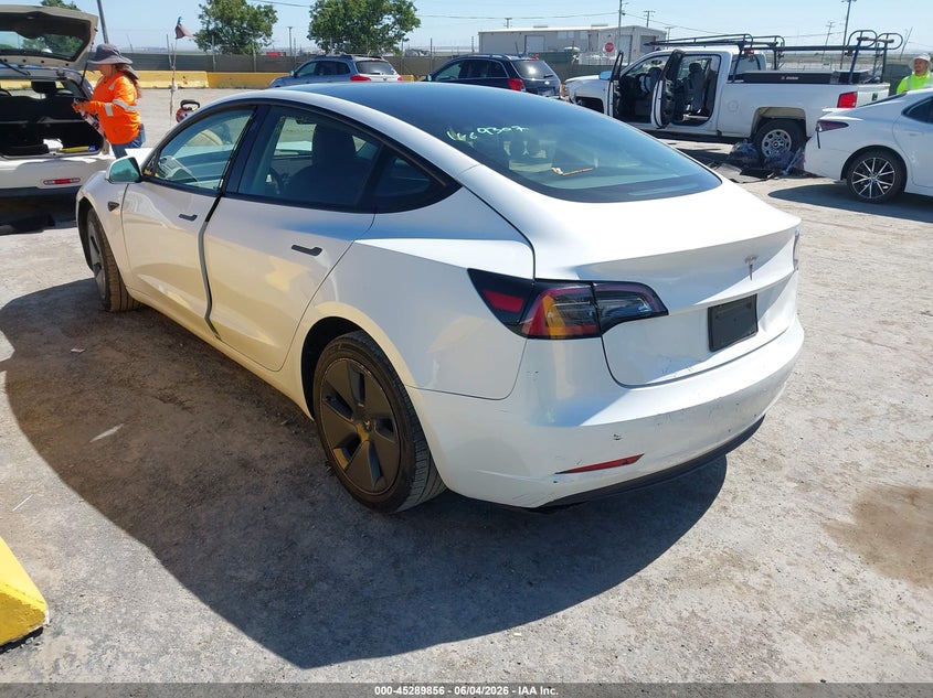 Vin: 5yj3e1ea4pf575123, lot: 45787692, tesla model 3 rear-wheel drive 20233