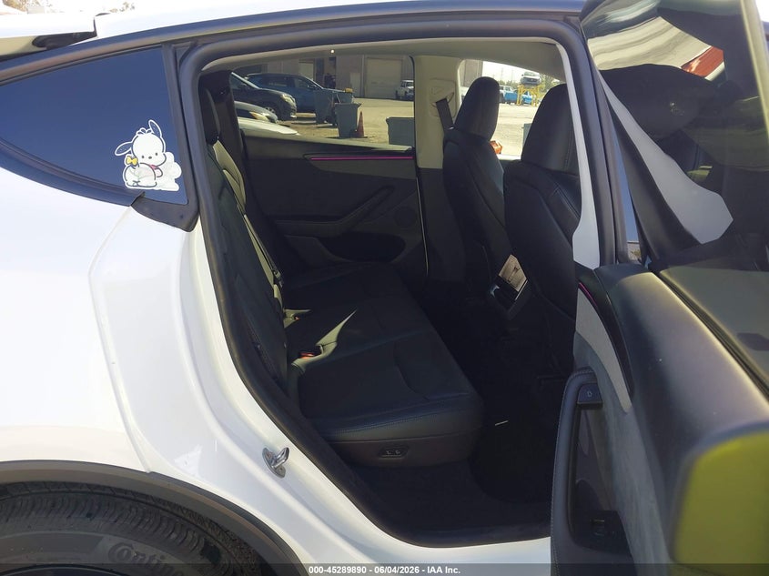 2026 Tesla Model Y Premium Rear-Wheel Drive/Rear-Wheel Drive VIN: 7SAYGDED7TF456782 Lot: 45289890