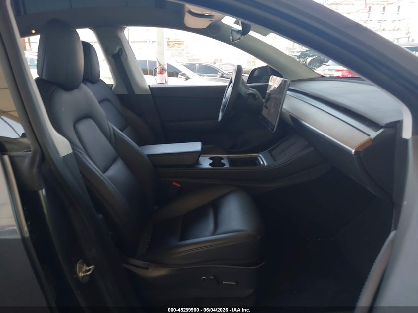2021 TESLA MODEL Y auction photo 5
