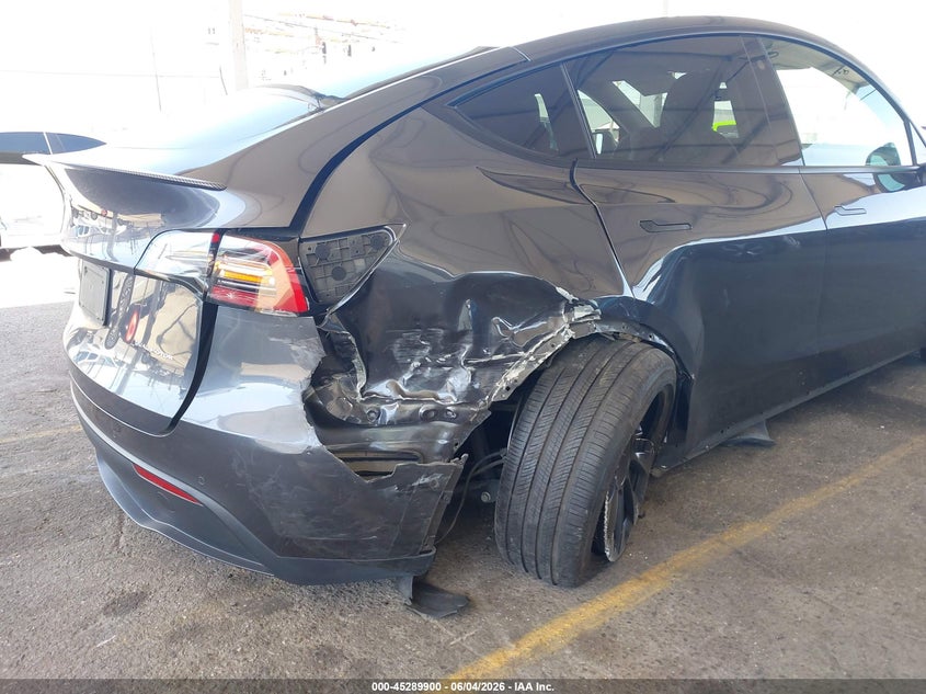 2021 TESLA MODEL Y auction photo 6
