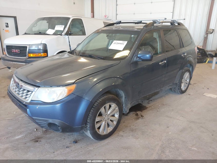 2012 SUBARU FORESTER auction photo 2