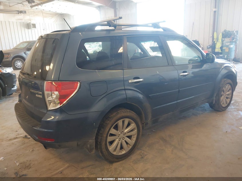2012 SUBARU FORESTER auction photo 4