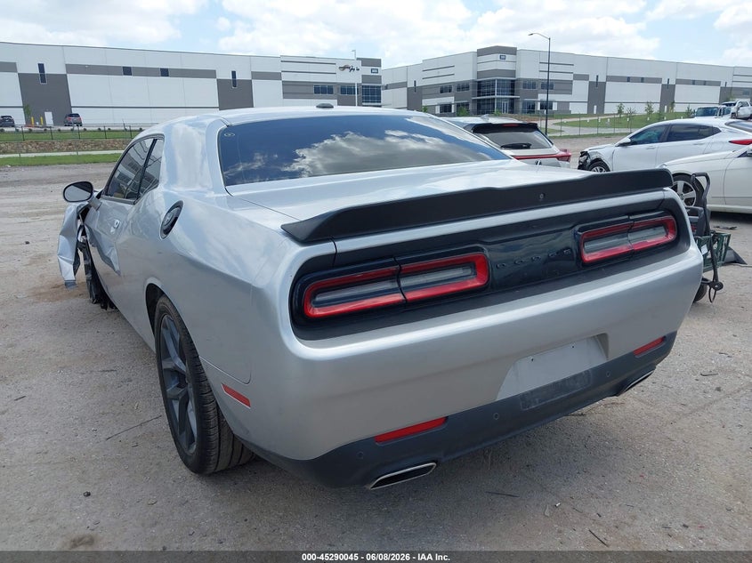 DODGE CHALLENGER - zdjęcie 3