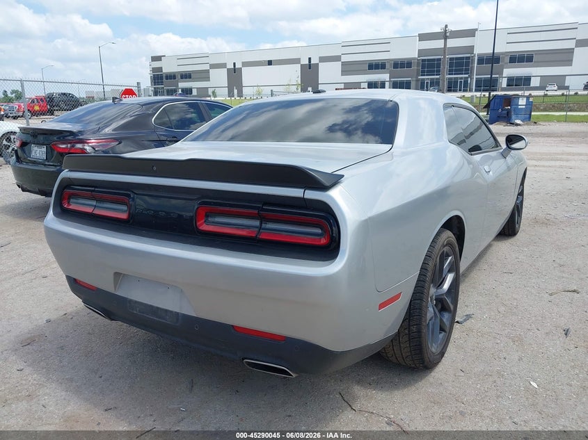 DODGE CHALLENGER - zdjęcie 4