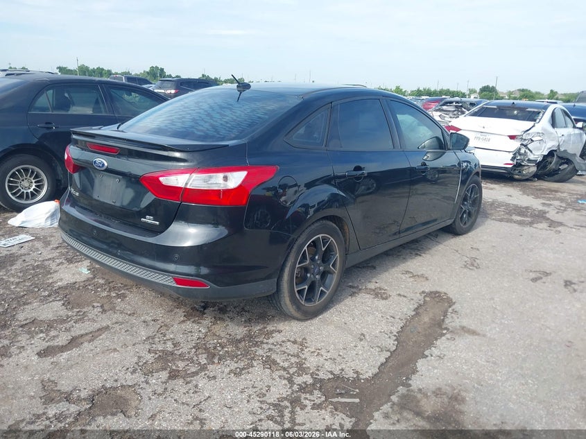 Vin: 1fadp3f22el321007, lot: 45787954, ford focus se 20144