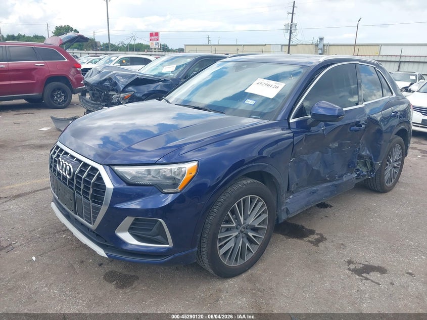 2021 AUDI Q3 auction photo 2