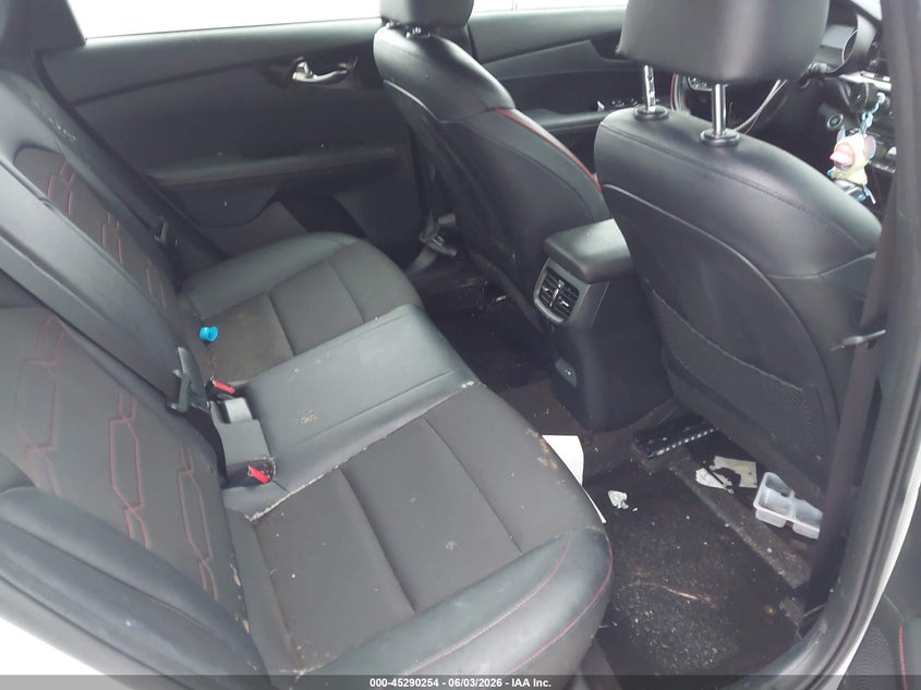 VIN 3KPF44AC9RE751357 2024 KIA FORTE GT