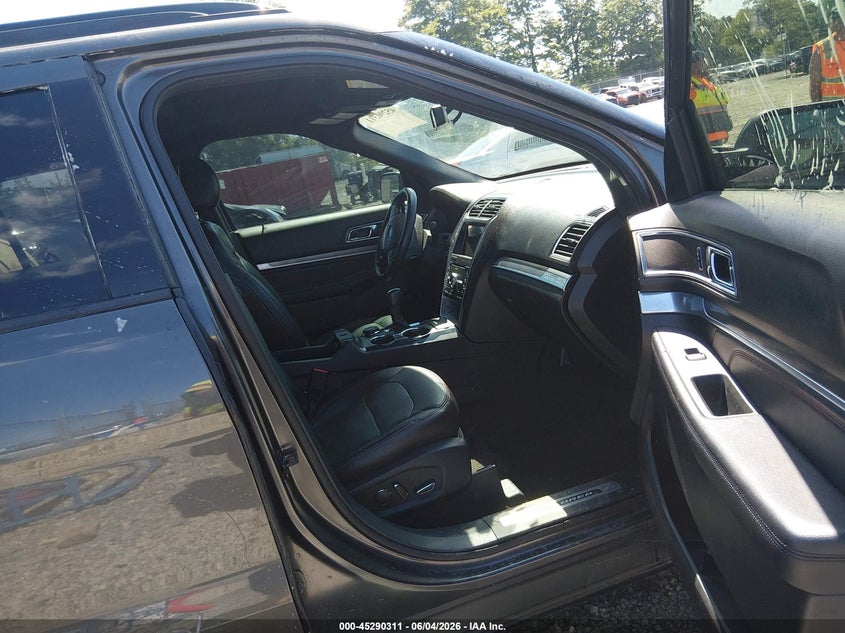 2017 FORD EXPLORER auction photo 5
