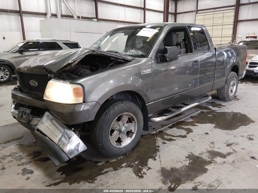 2004 Ford F-150 Stx/Xl/Xlt 1FTRX12W24NB77605 photo 1