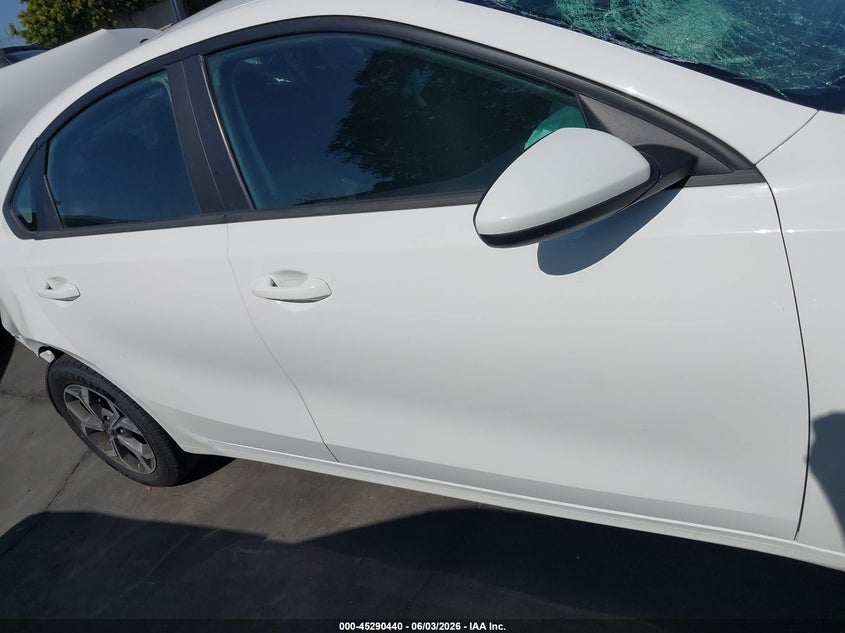 2021 Kia Forte Lxs VIN: 3KPF24AD1ME303377 Lot: 45290440