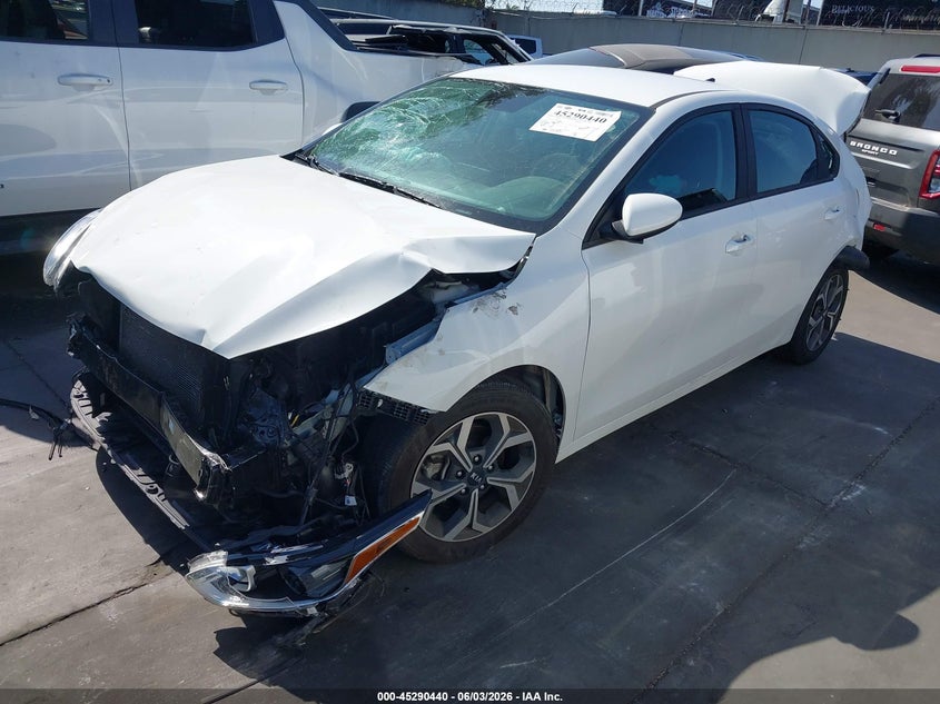 Vin: 3kpf24ad1me303377, lot: 45788276, kia forte lxs 20212