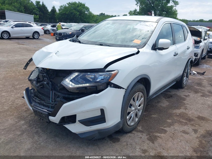 2018 NISSAN ROGUE auction photo 2