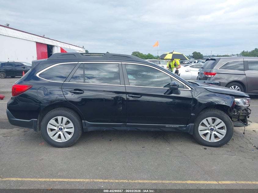 2018 Subaru Outback 2.5I Premium VIN: 4S4BSAFC4J3361950 Lot: 45290557