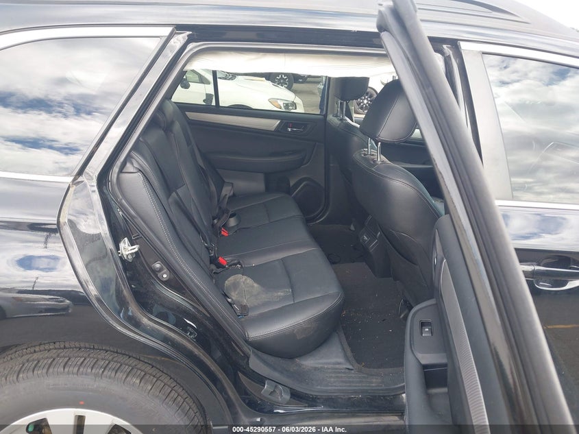 2018 Subaru Outback 2.5I Premium VIN: 4S4BSAFC4J3361950 Lot: 45290557