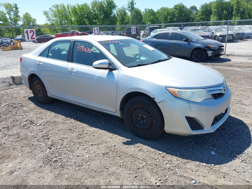 2014 Toyota Camry Le