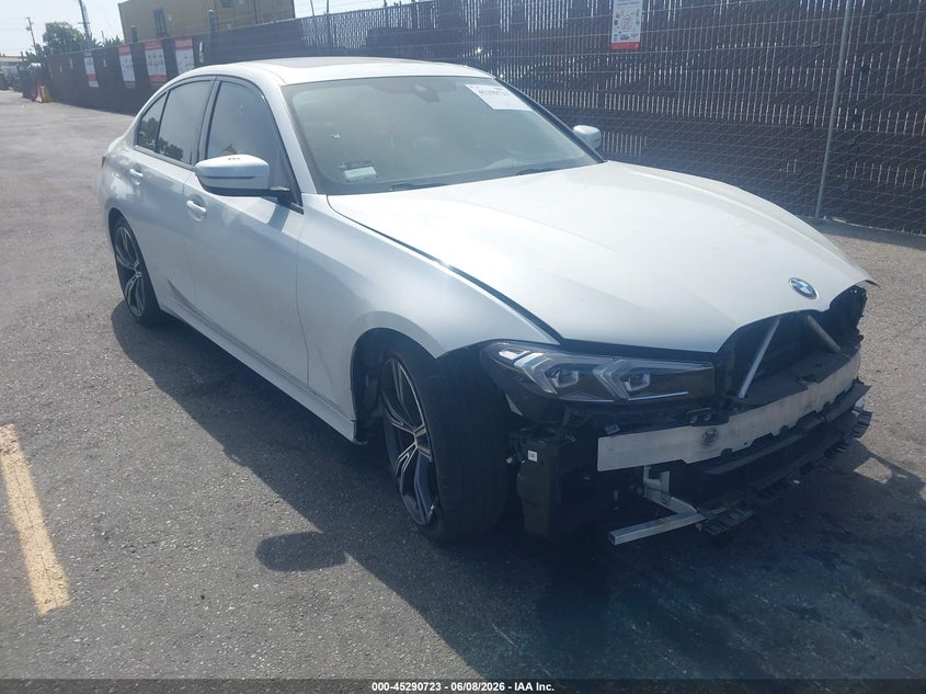 Vin: 3mw69ff04p8d66826, lot: 45788559, bmw 330i 2023 img_1
