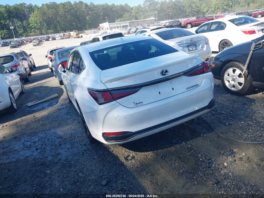 Vin: 58aga1c19nu016790, lot: 45788584, lexus es 300h f sport 20223