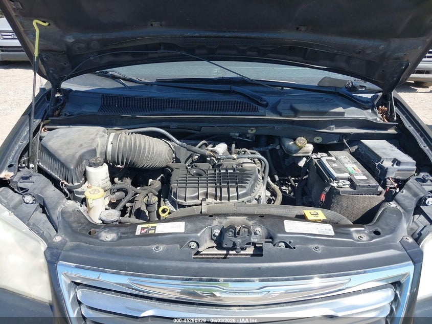 2013 Chrysler Town & Country Touring VIN: 2C4RC1BGXDR696263 Lot: 45290829
