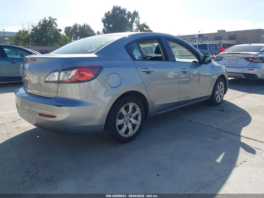 Vin: jm1bl1ug4c1556100, lot: 45788760, mazda mazda3 i sport 20124