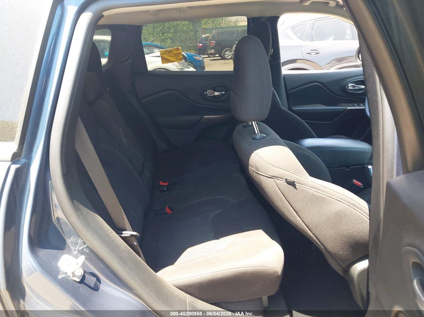 2020 Jeep Cherokee Latitude Fwd VIN: 1C4PJLCB0LD569728 Lot: 45290958