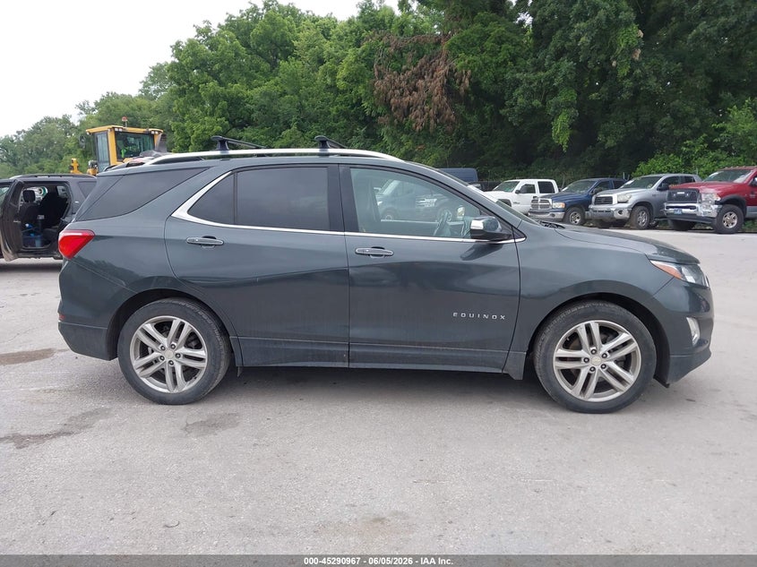 2018 CHEVROLET EQUINOX PREMIER — Photo 13