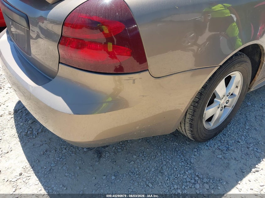 2007 Pontiac Grand Prix VIN: 2G2WP552071201512 Lot: 45290979