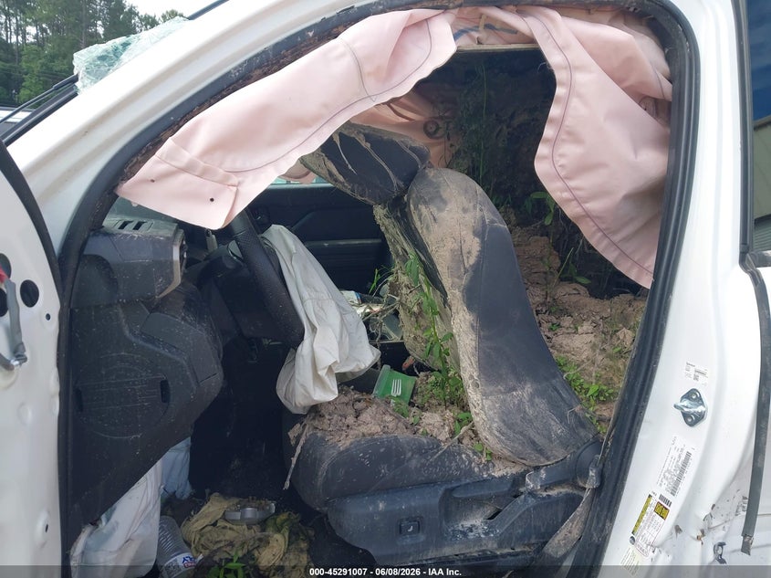 2025 TOYOTA TACOMA 2.4L I-4 DI, DOHC, V(VIN: 3TYJDAHN9ST026650