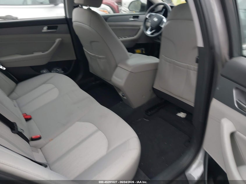2018 Hyundai Sonata Hybrid Se VIN: KMHE24L34JA083369 Lot: 45291027