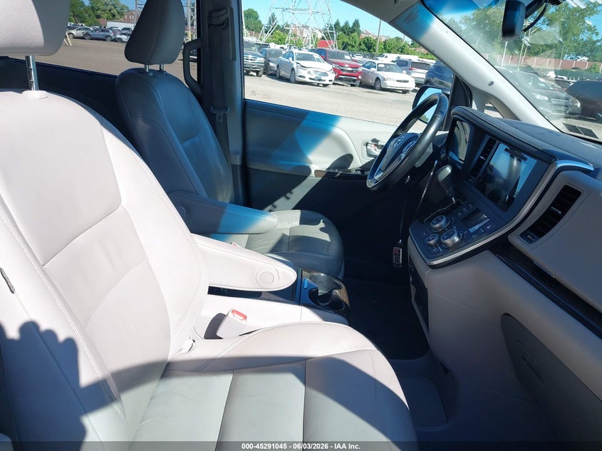 2015 TOYOTA SIENNA VAN 3.5L V-6 DOHC, VVT, 266HP