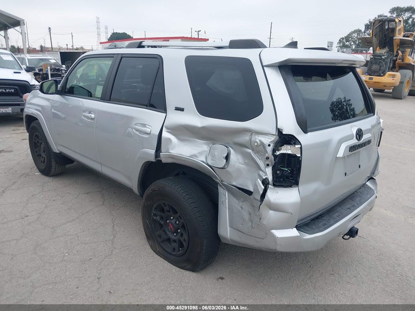 2022 TOYOTA 4RUNNER auction photo 3