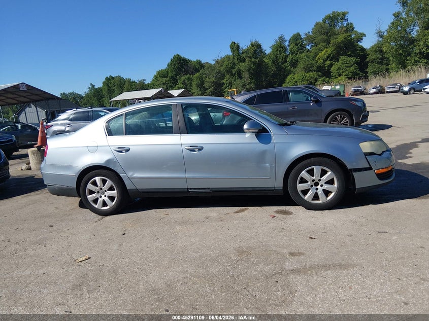 2008 Volkswagen Passat Turbo VIN: WVWJK73CX8E049508 Lot: 45291109