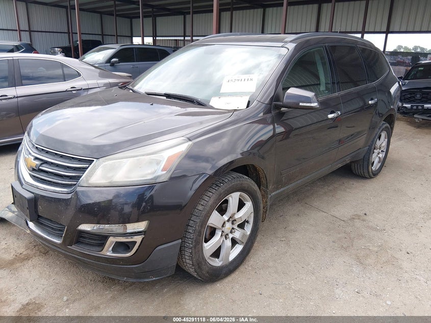 2017 CHEVROLET TRAVERSE auction photo 2