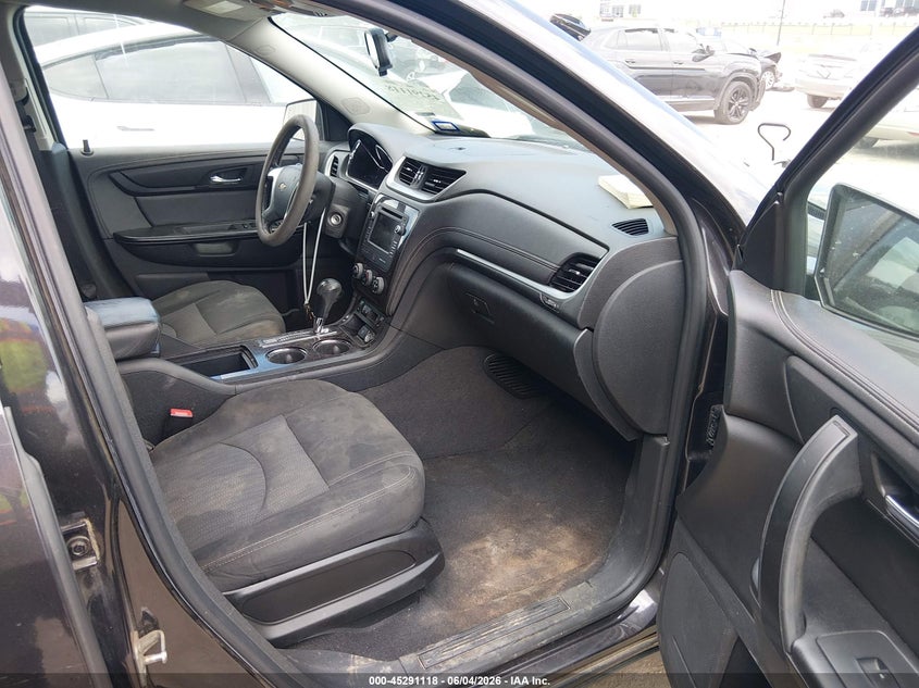 2017 CHEVROLET TRAVERSE auction photo 5