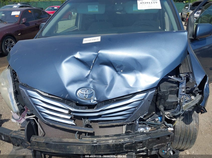 2015 Toyota Sienna Le 8 Passenger VIN: 5TDKK3DCXFS570098 Lot: 45291119
