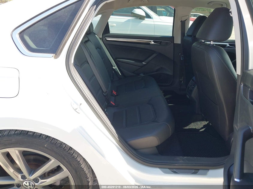 2019 Volkswagen Passat 2.0T Se R-Line VIN: 1VWMA7A39KC013795 Lot: 45291219