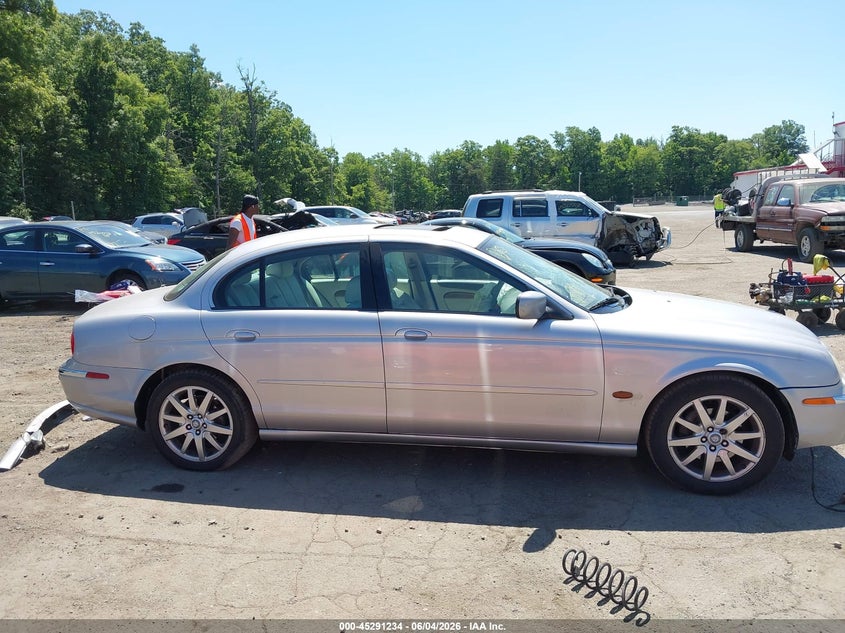2000 Jaguar S-Type 3.0L V6 VIN: SAJDA01C9YFL70445 Lot: 45291234