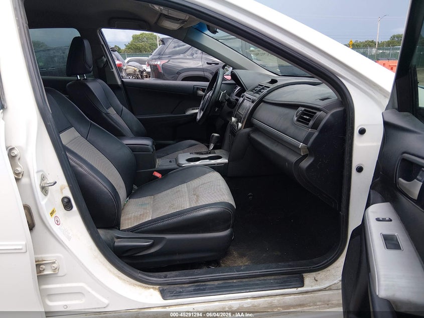 2013 TOYOTA CAMRY auction photo 5