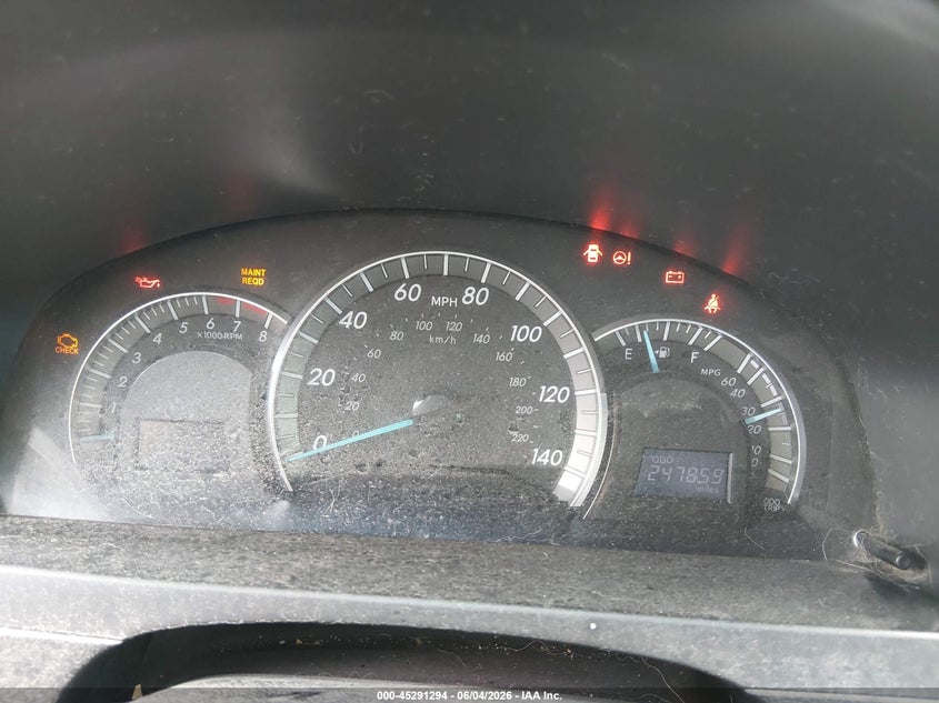 2013 TOYOTA CAMRY auction photo 7
