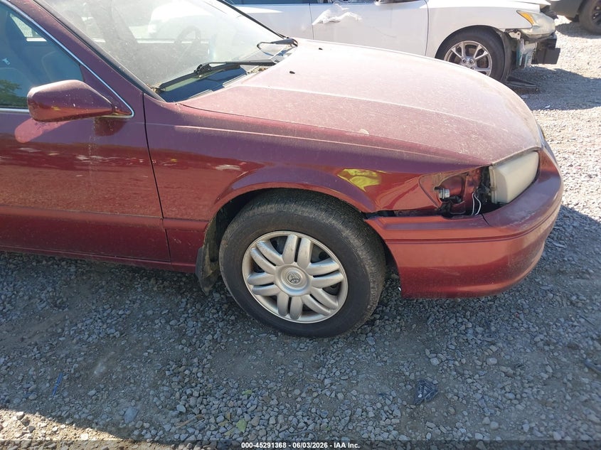 2000 Toyota Camry Le VIN: 4T1BG28K8YU733497 Lot: 45291368