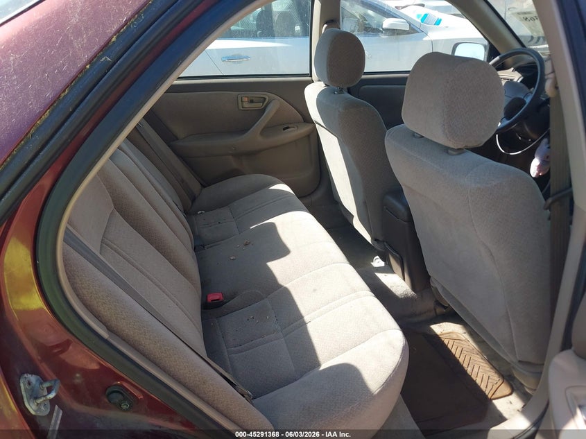 2000 Toyota Camry Le VIN: 4T1BG28K8YU733497 Lot: 45291368